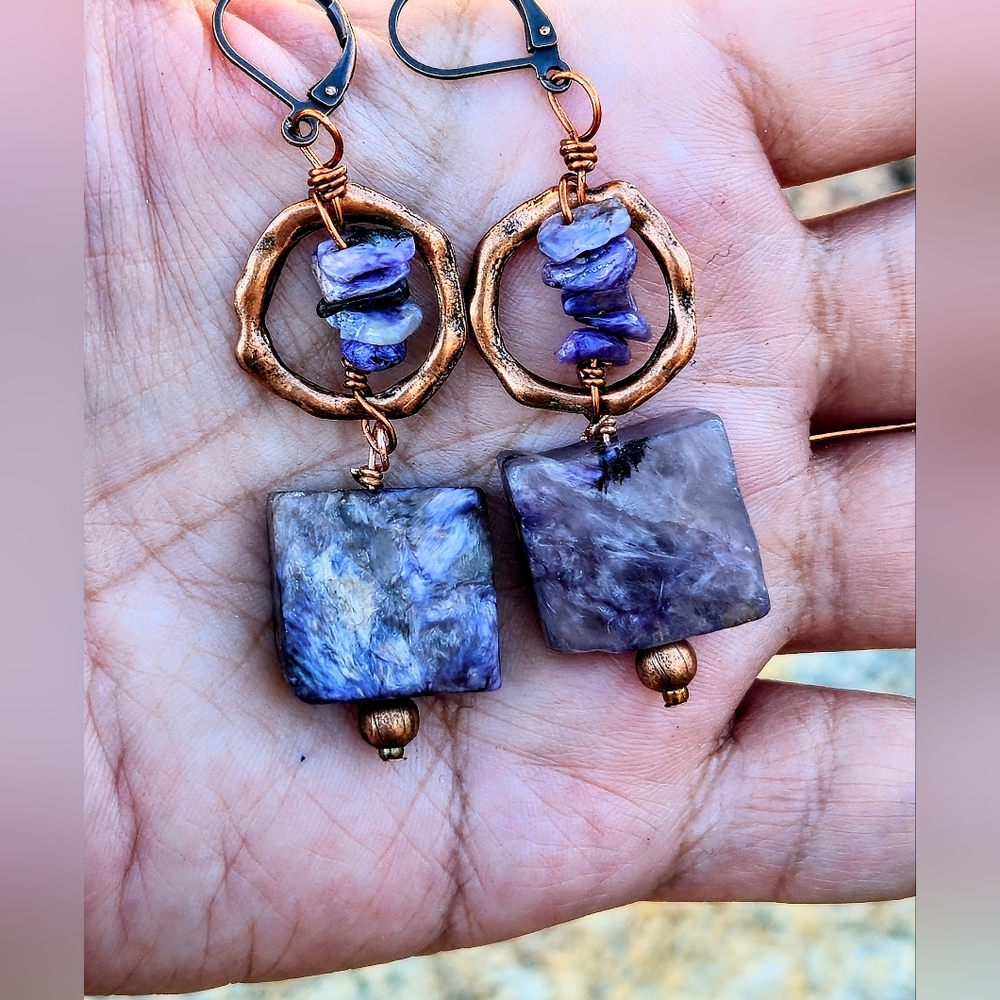 Handcrafted Rustic Russian Purple Charoite In Copper Artisan Drop Earrings - Picture 6 of 9